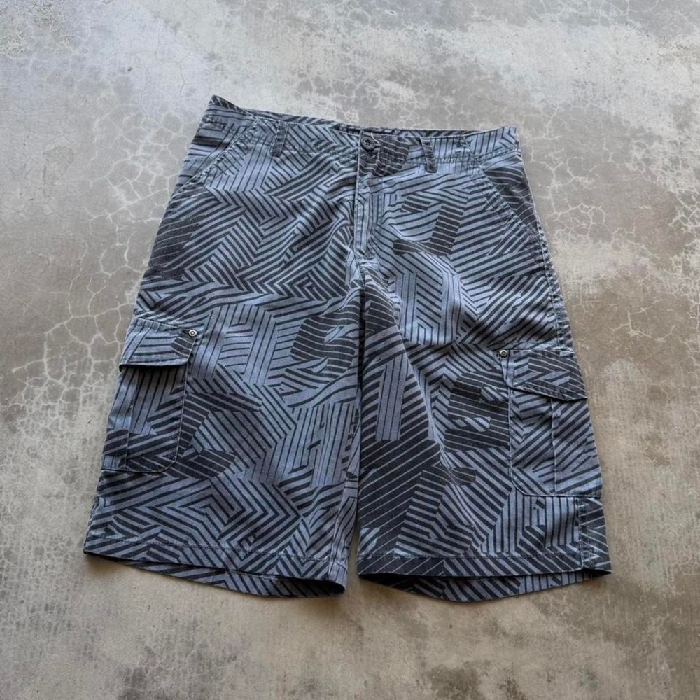 Vintage 2000's "broken rules" Y2K baggy cargo shorts